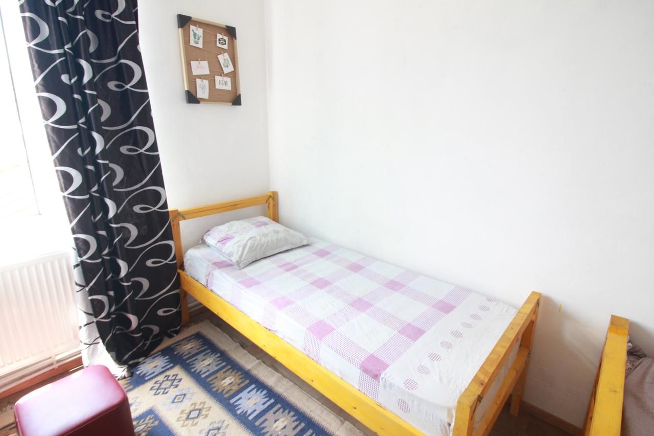 Хостелы Sheni Hostel Тбилиси-13