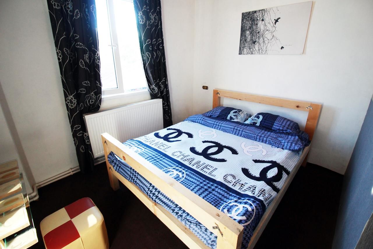 Хостелы Sheni Hostel Тбилиси-31