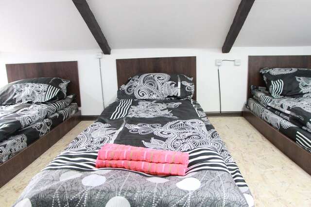 Хостелы Sheni Hostel Тбилиси-26