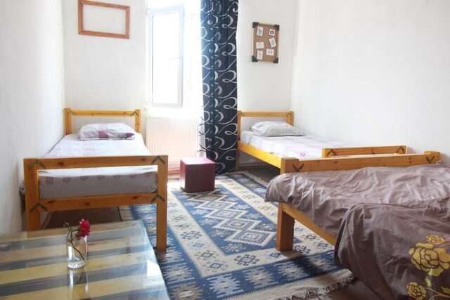 Хостелы Sheni Hostel Тбилиси-48