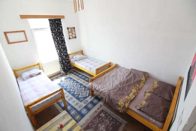 Хостелы Sheni Hostel Тбилиси-8